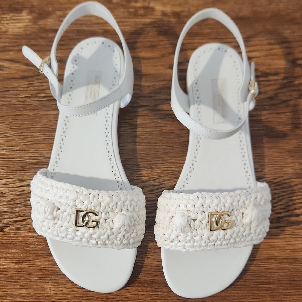 Dolce & Gabbana Womens Raffia Flat Sandals